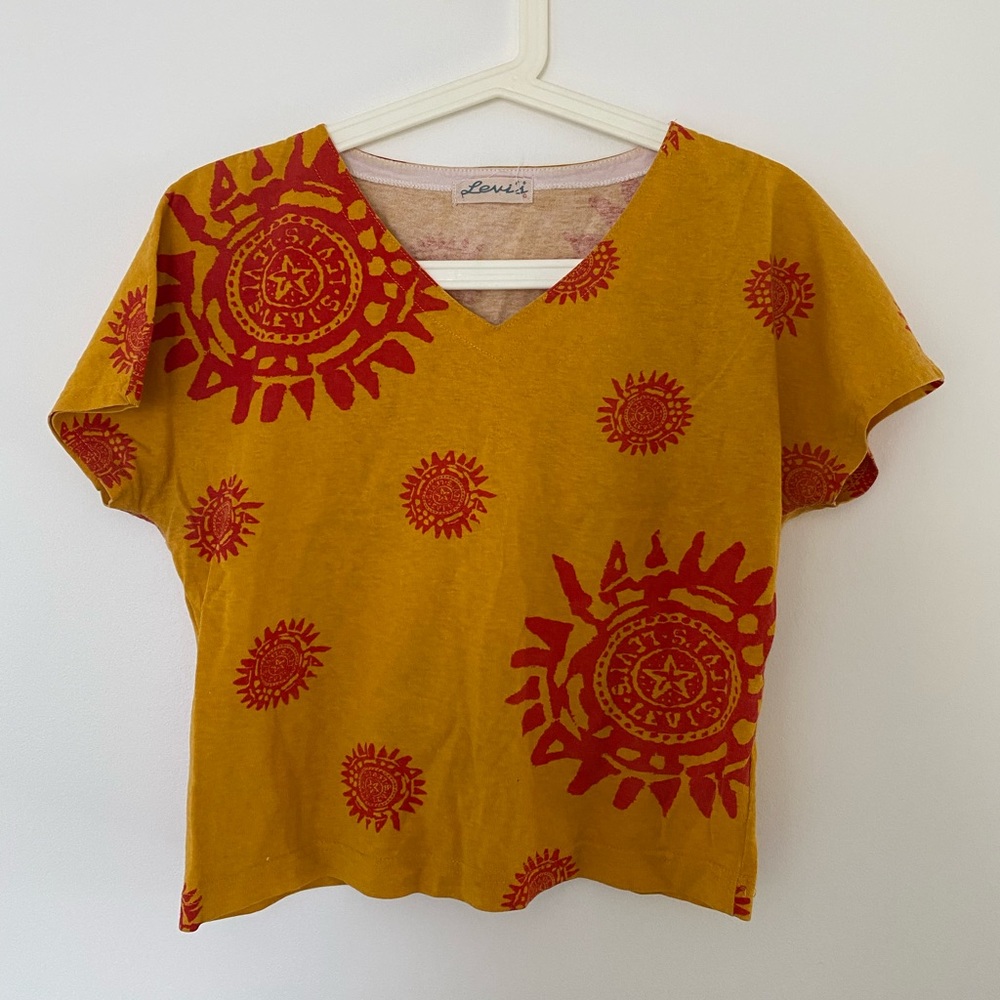 Levis crop top